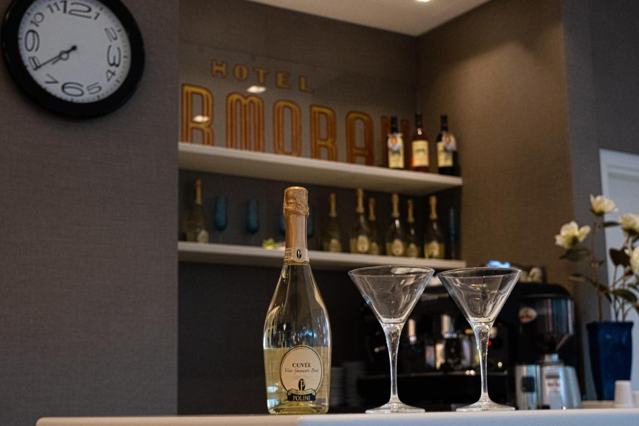 Hotel Cormoran Riccione Eksteriør billede