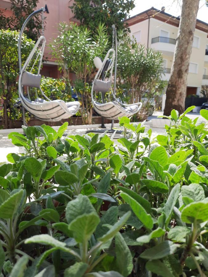 Hotel Cormoran Riccione Eksteriør billede