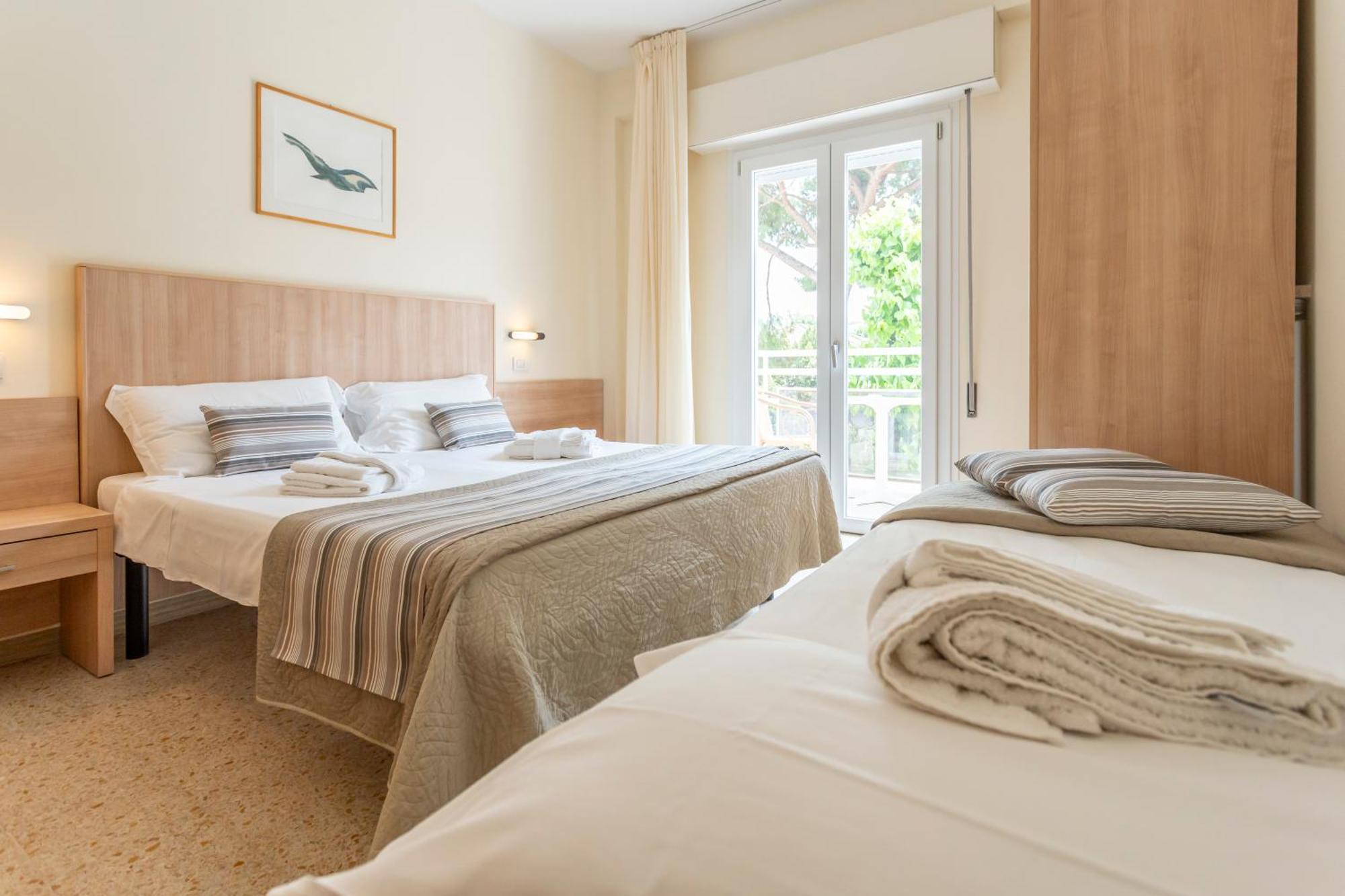 Hotel Cormoran Riccione Eksteriør billede