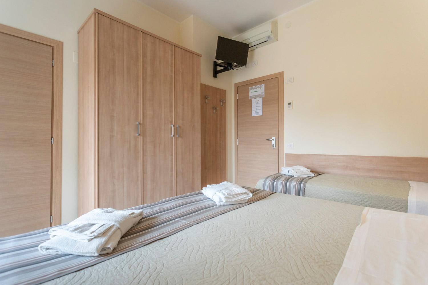 Hotel Cormoran Riccione Eksteriør billede