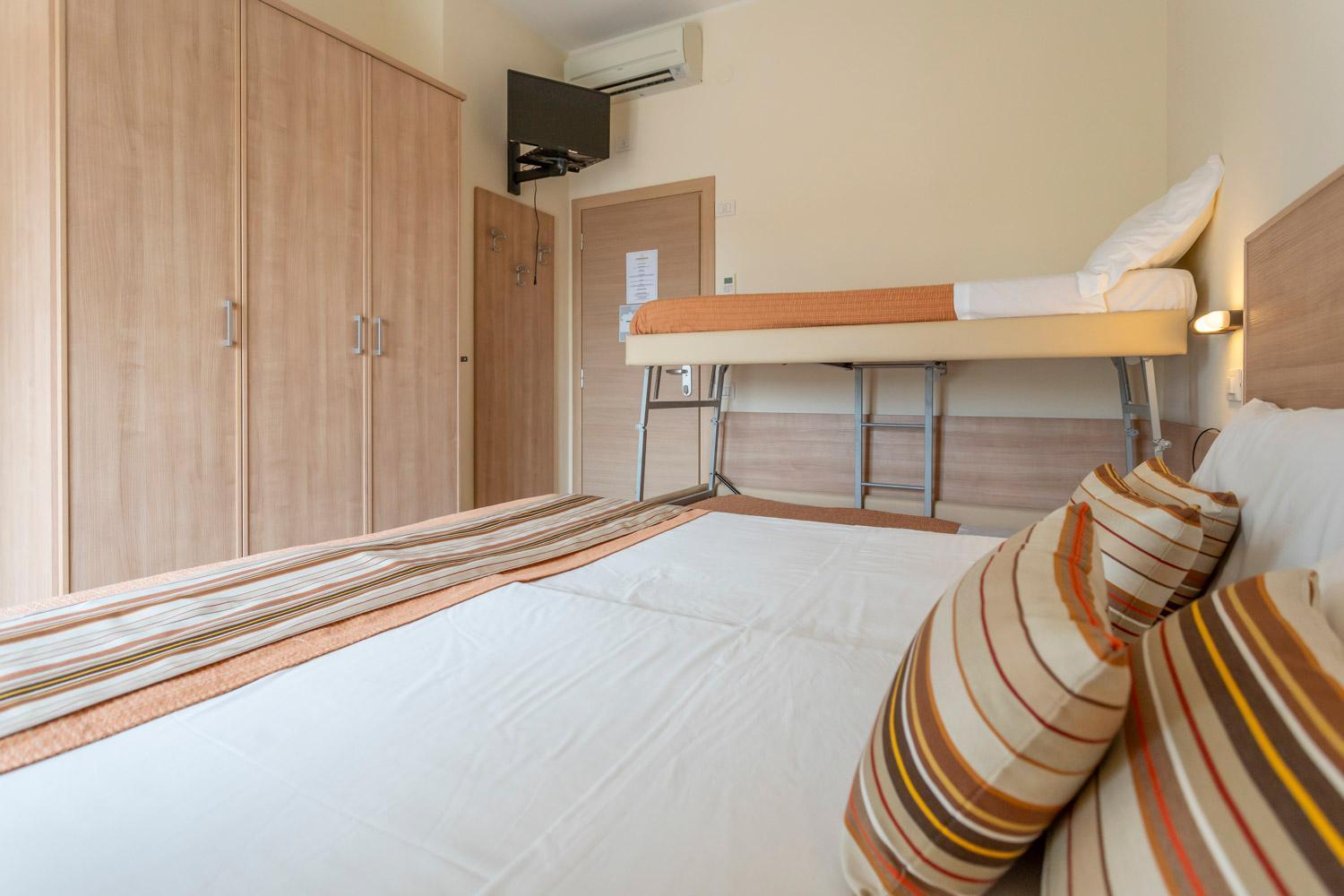 Hotel Cormoran Riccione Eksteriør billede
